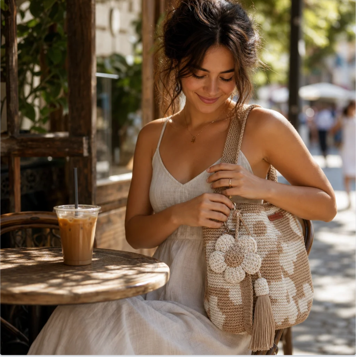 Handmade Crochet Flower Tote Bag — Floral Knit, Pendant Option — Valendrua