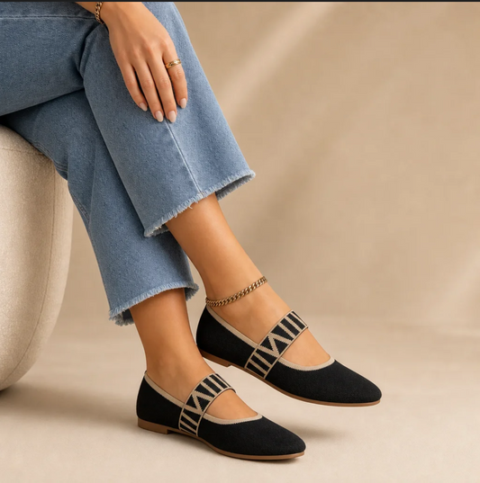 The Demi Flat